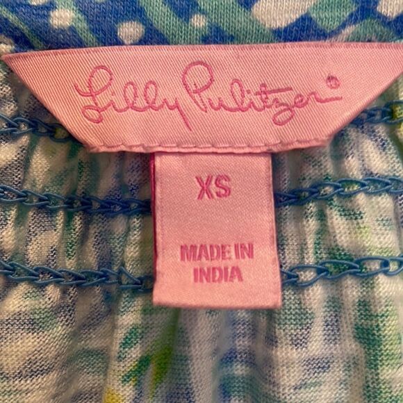 Lilly Pulitzer V-neck Sleeveless Dress - Picture 2 of 6